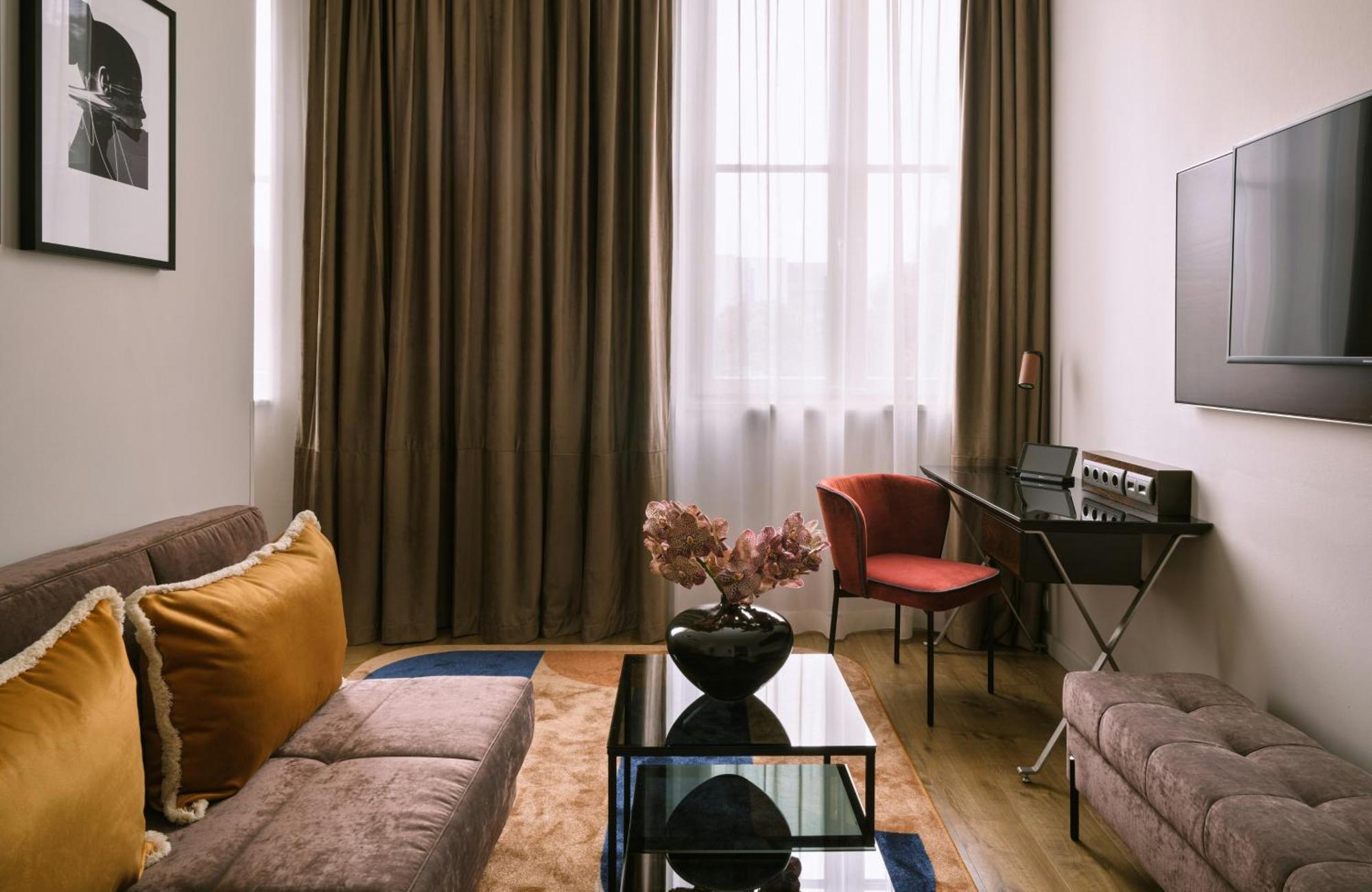 Executive Suite